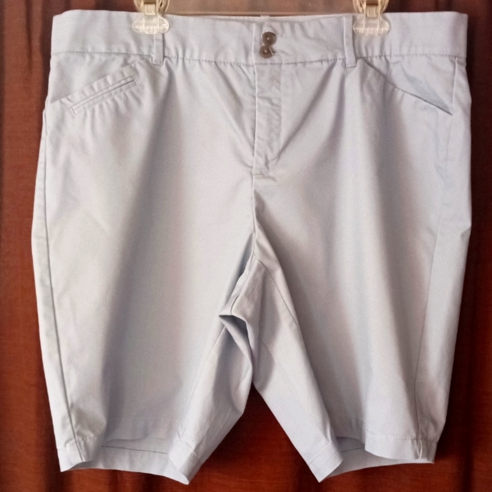 DOCKERS